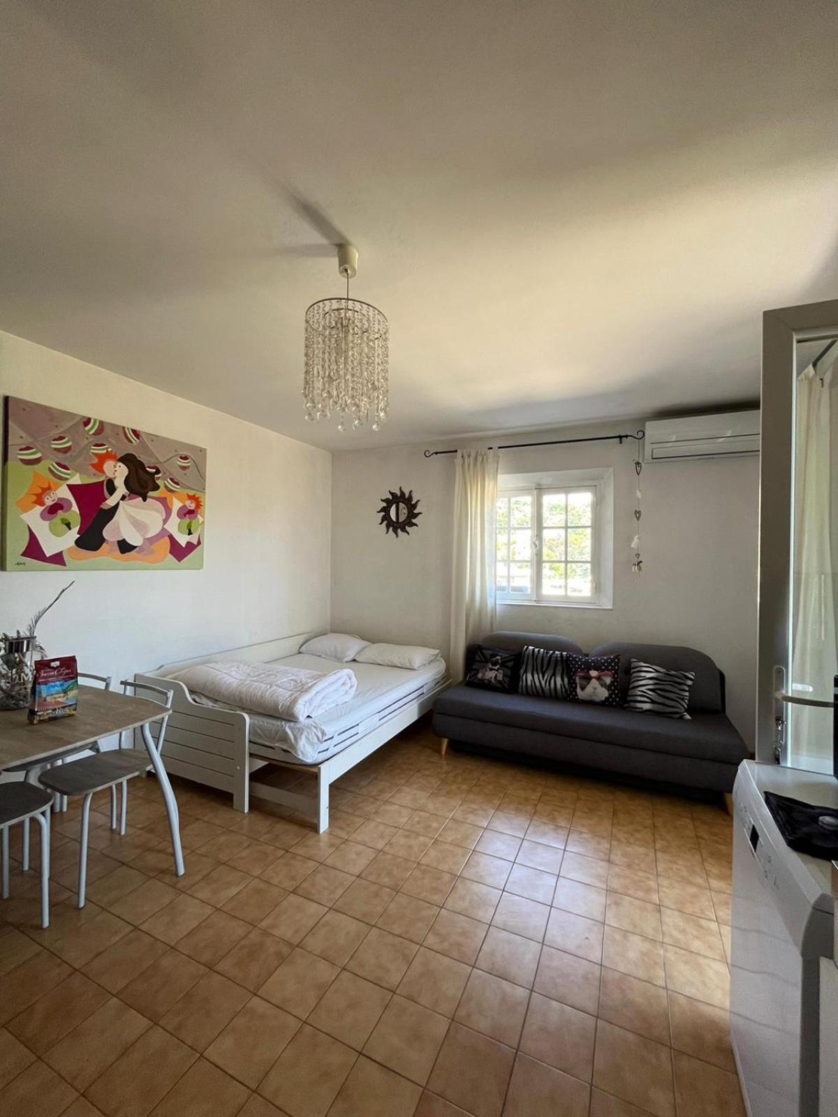 Appartement En Rez De Villa Beausite Mandelieu-la-Napoule Exterior photo